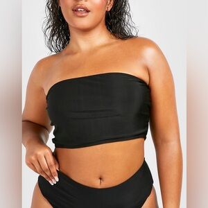Boohoo Plus Essentials Longline Bandeau Bikini Top in Black